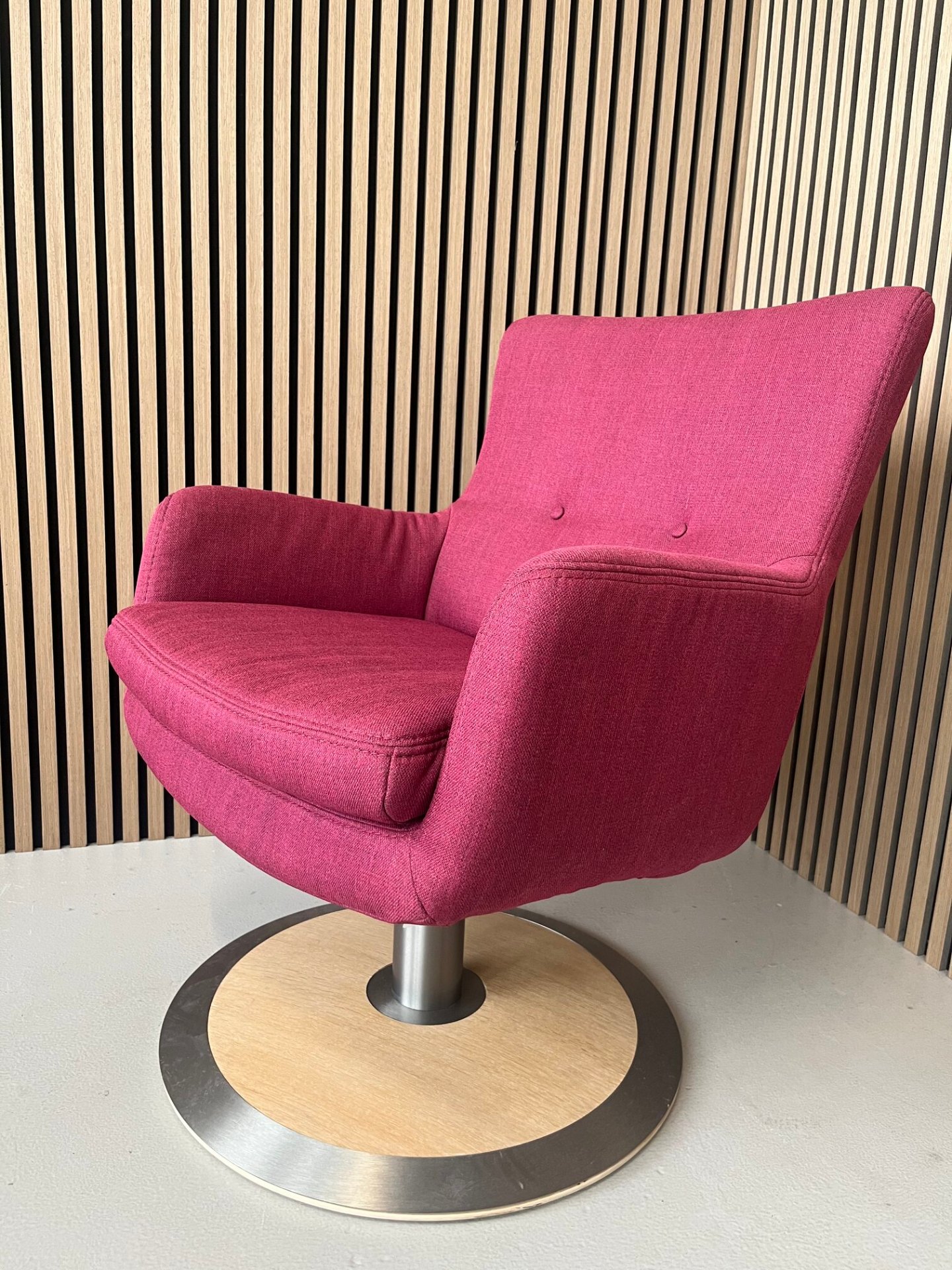 Röd loungefåtölj